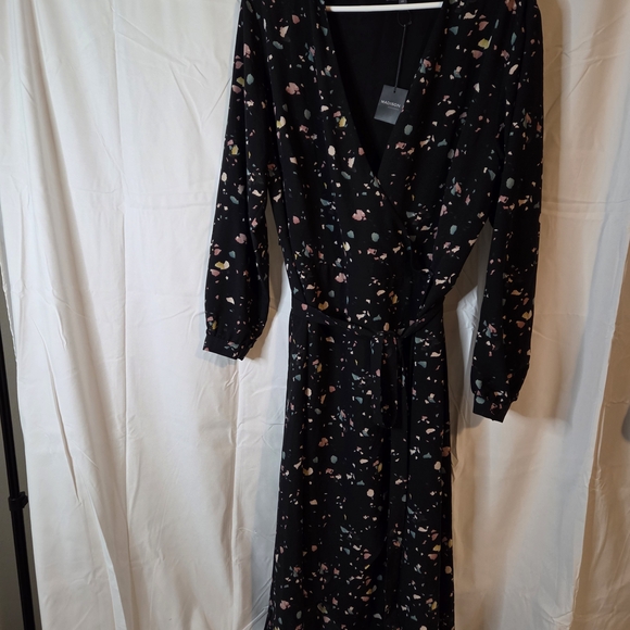 NWOT Madison Elegant Black Colorful Long Sleeve Wrap Dress Belt Size 1X - Picture 2 of 11